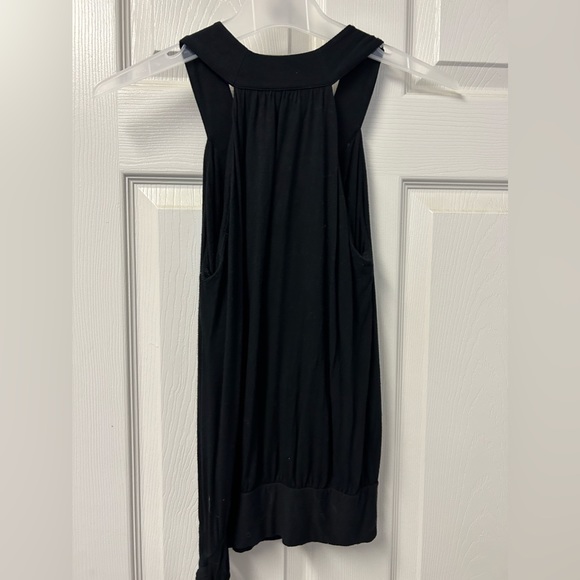 🔥3/20🔥 Armani Exchange Tank Top - Picture 2 of 7